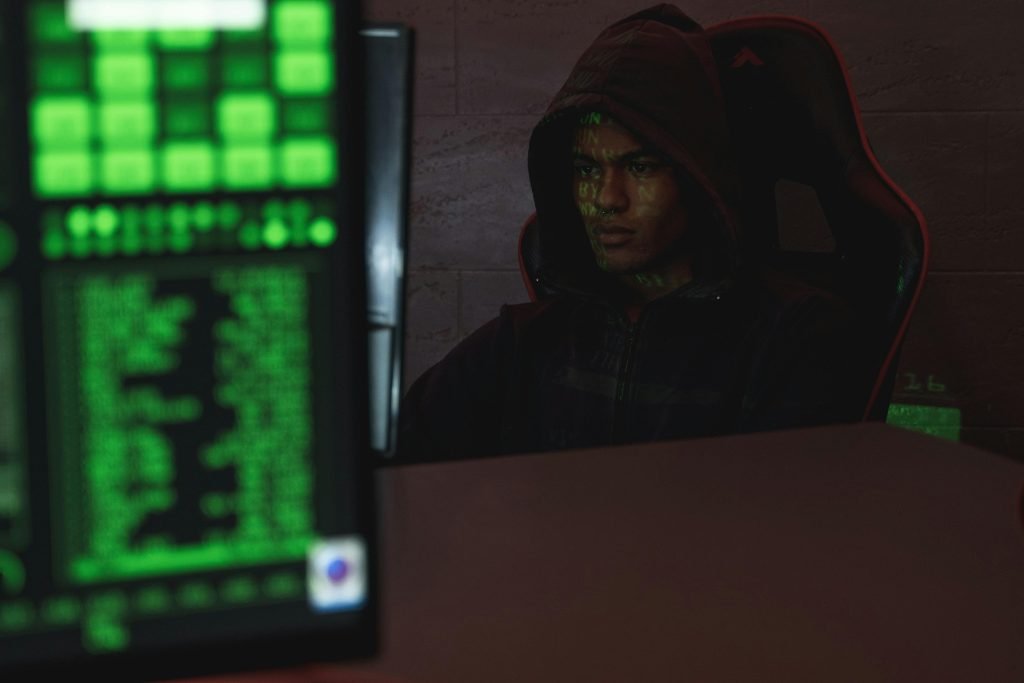 image for how to identify online scams